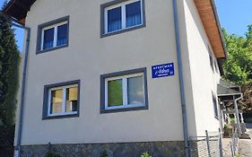 Apartman Adna