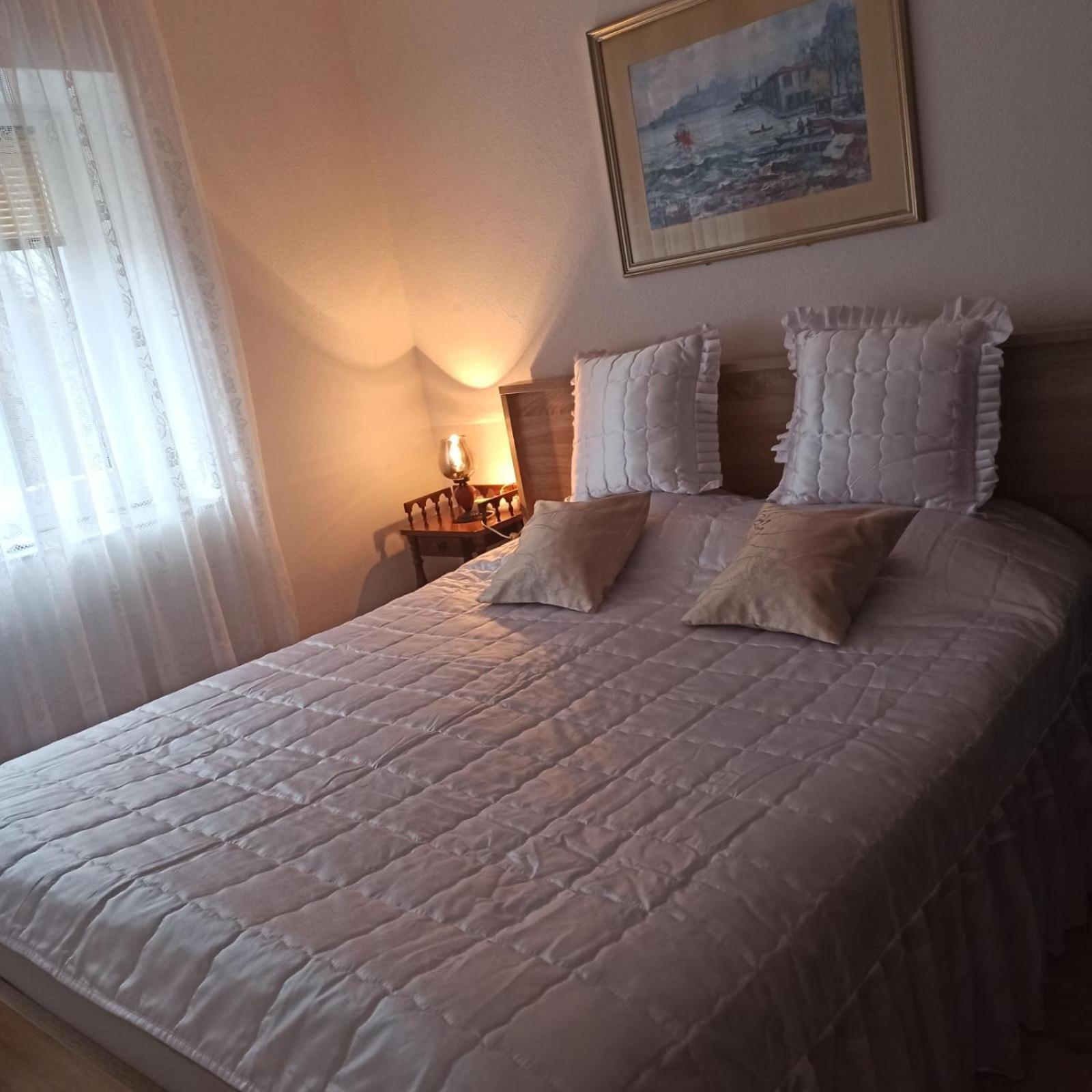Apartman Adna Kulen Vakuf Exterior foto